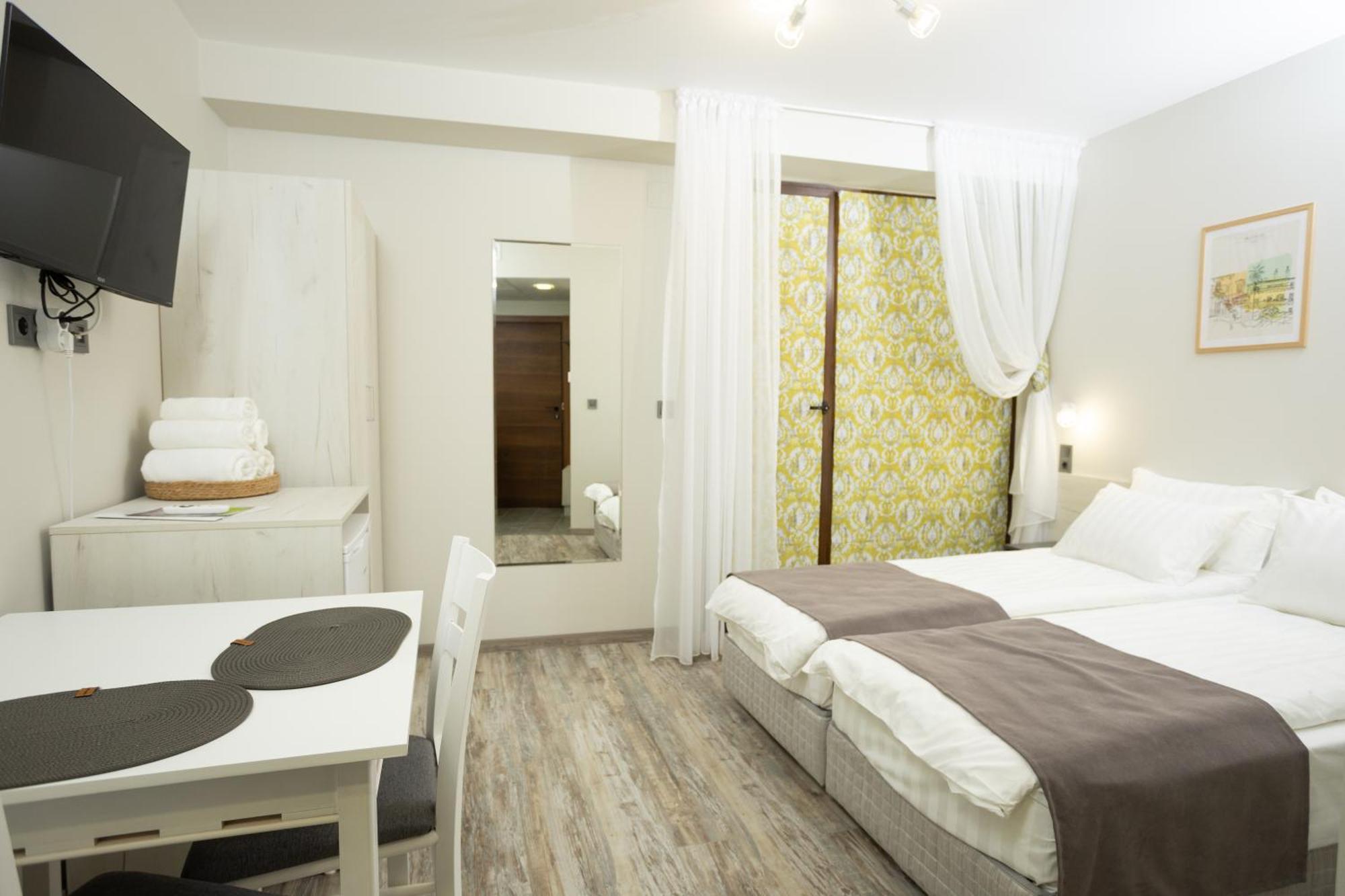 Arima City Shumen Exterior foto